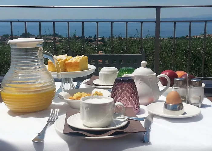 Couette-café Corte Frisonai 4*